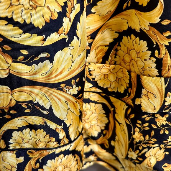 Brand New w/Tags $1,825 VERSACE Barocco-Print SILK PAJAMA TOP Size 4 IT / M - Picture 11 of 15